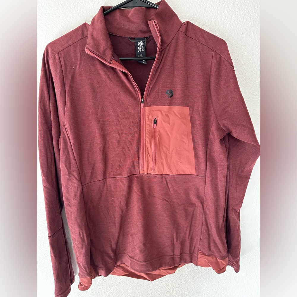 Mountain hardwear long sleeve medium